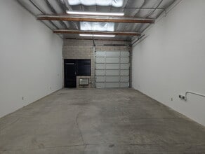28355 Industry Dr, Valencia, CA for lease Interior Photo- Image 2 of 4