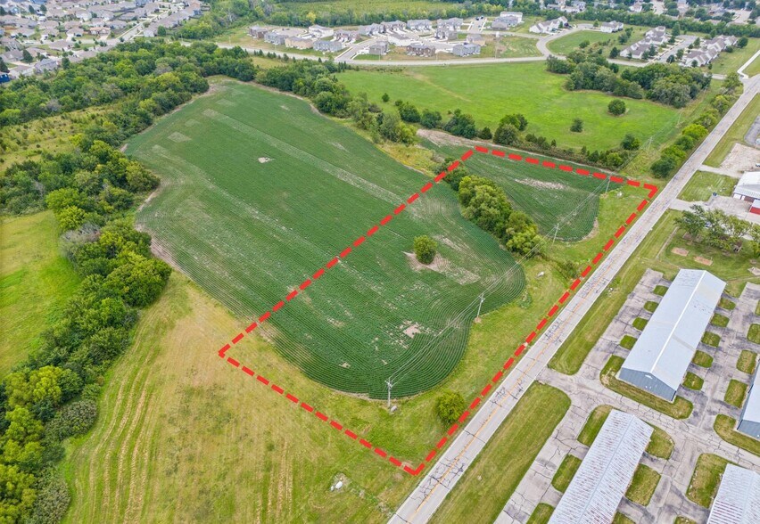 West 175th Street, Gardner, KS à vendre - Photo du bâtiment - Image 2 de 8