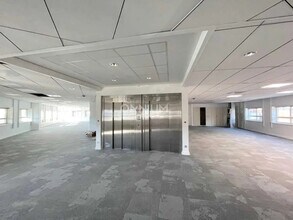 Bureau dans Lyon à louer Photo intérieure- Image 2 de 5