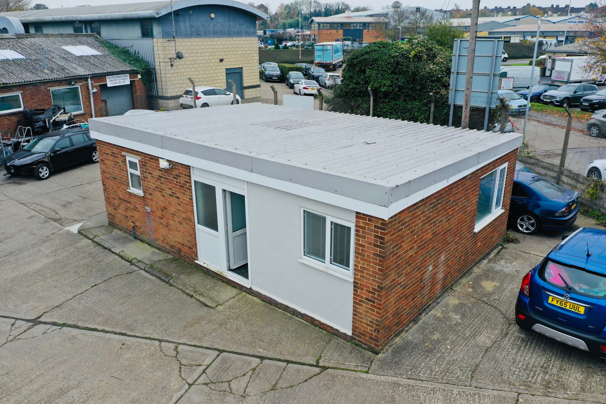Unit 8 West Lane Trading Estate West Lane, Sittingbourne à louer Photo principale- Image 1 de 18