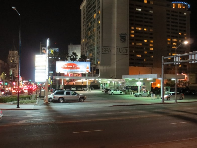 1769 N Highland Ave, Hollywood, CA à vendre - Photo du bâtiment - Image 3 de 5