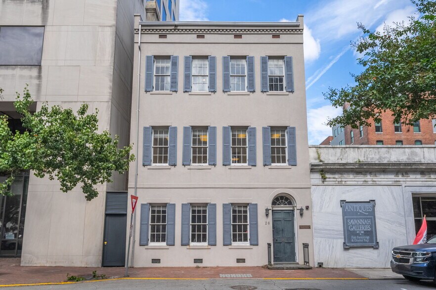 26 E Bryan St, Savannah, GA à vendre - Photo du bâtiment - Image 2 de 16