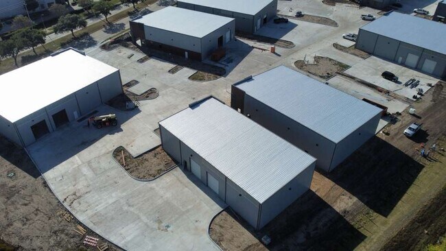 Plus de détails pour 13620 S Gessner Rd, Missouri City, TX - Industriel à louer