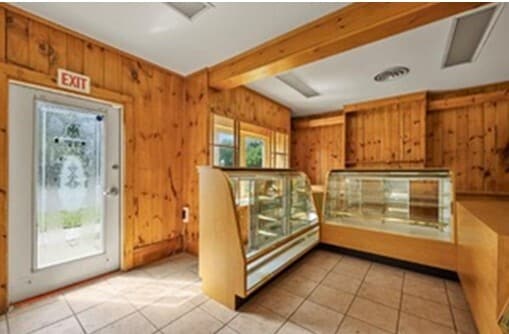 260 Stockbridge Rd, Great Barrington, MA for sale - Building Photo - Image 3 of 4