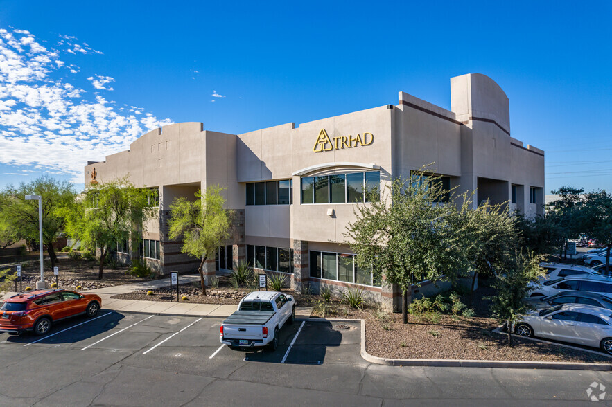 4657 E Cotton Gin Loop, Phoenix, AZ à vendre - Photo du bâtiment - Image 1 de 1