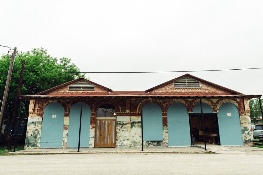 75 Main St, Maxwell, TX à louer - Photo du bâtiment - Image 3 de 80