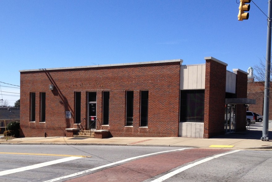 334 E Main St, Pickens, SC for sale - Building Photo - Image 1 of 1