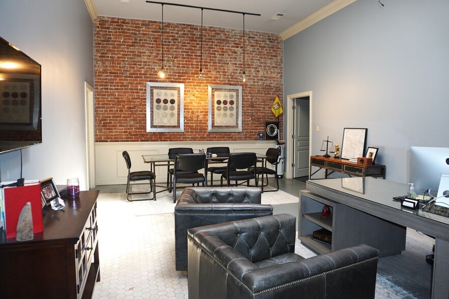 404 S Main St, Jonesboro, AR for sale - Building Photo - Image 3 of 18