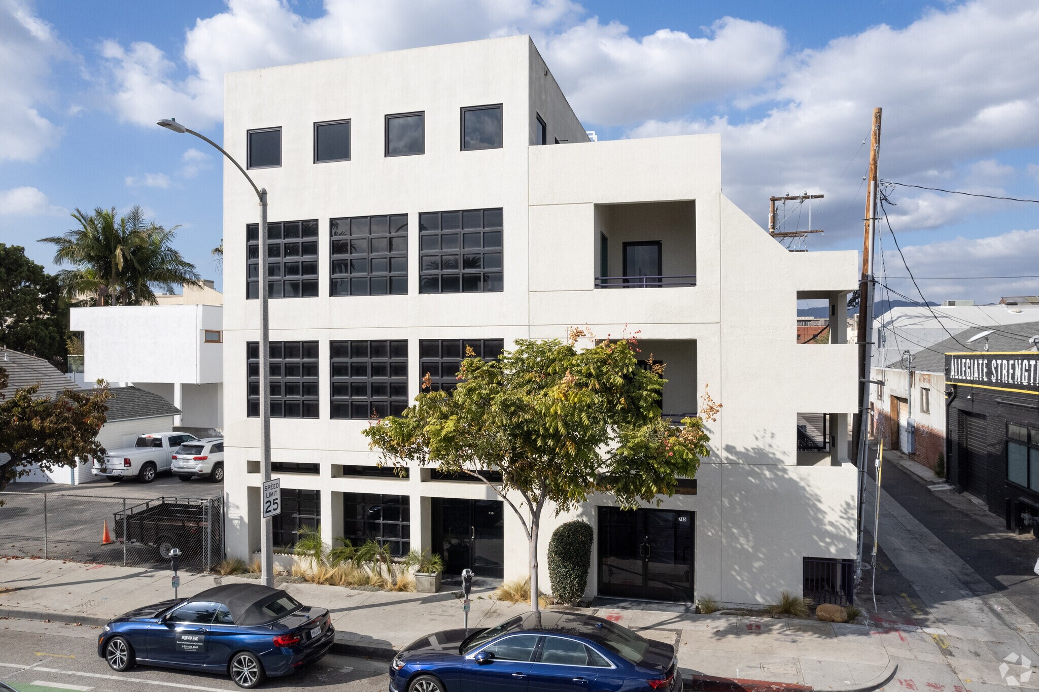 713-715 Broadway, Santa Monica, CA for lease Building Photo- Image 1 of 6