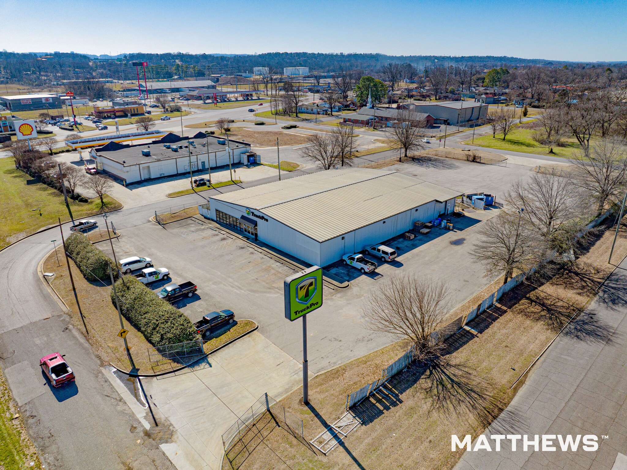 2424 18th St N, Birmingham, AL for sale Primary Photo- Image 1 of 4