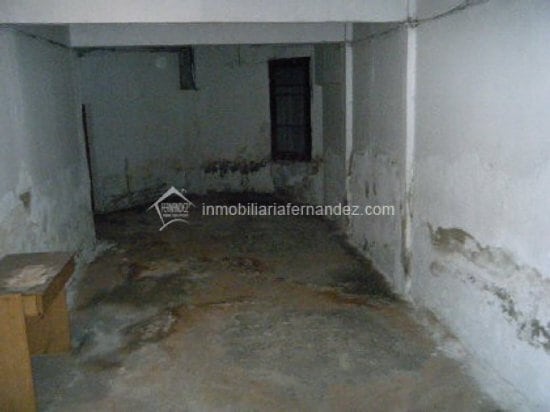 Retail in Cáceres, Cáceres for lease - Building Photo - Image 2 of 10