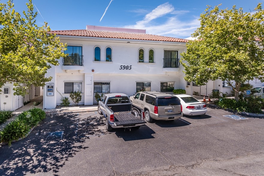 5905 Capistrano Ave, Atascadero, CA à louer - Photo principale - Image 1 de 81