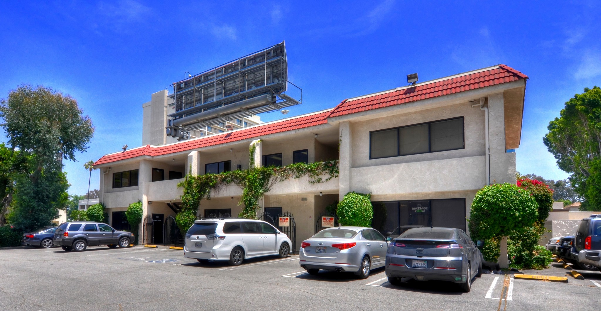 15450 Ventura Blvd, Sherman Oaks, CA for sale Building Photo- Image 1 of 1