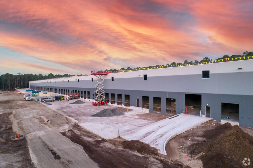 6600 Pritchard Rd, Jacksonville, FL à louer - Photo du bâtiment - Image 3 de 6