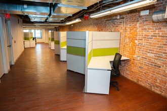 806 W Hamilton St, Allentown, PA for lease Interior Photo- Image 1 of 6