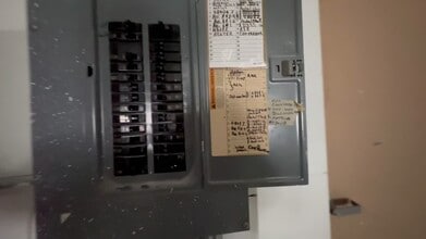 1910-1988 State Road 44, New Smyrna Beach, FL à louer - Vidéo sur l’inscription commerciale 