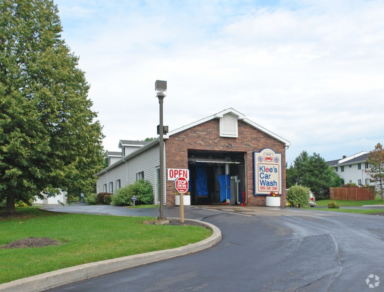 3044 E Henrietta Rd, Henrietta, NY à vendre - Photo du bâtiment - Image 3 de 4