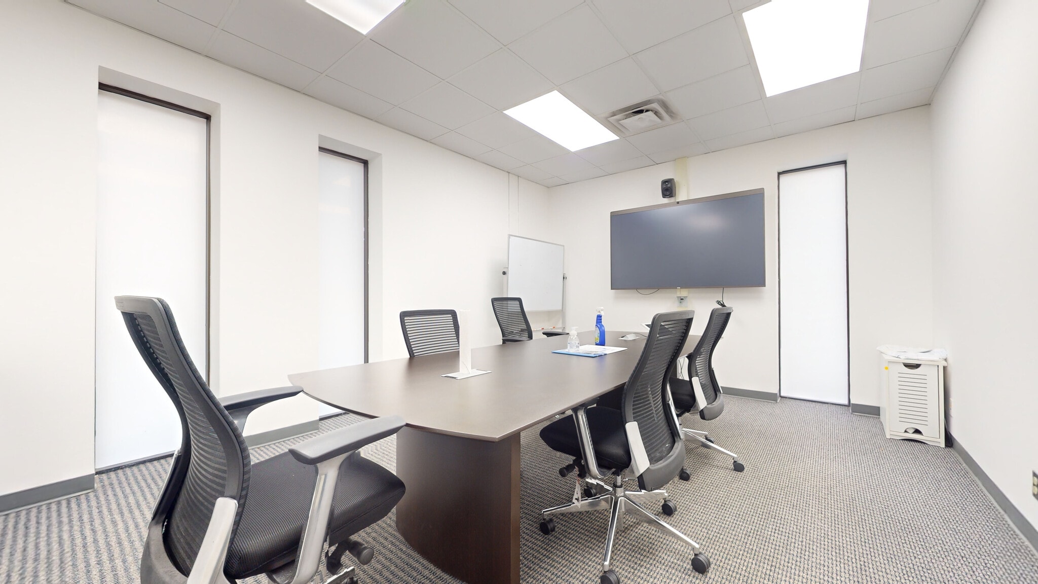 1100 Eisenhower Pl, Ann Arbor, MI à louer Photo intérieure- Image 1 de 7