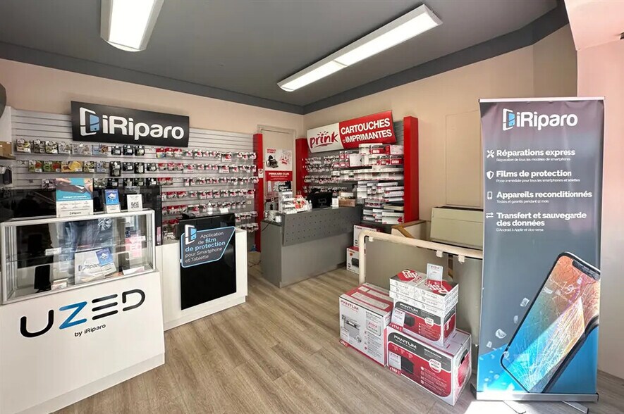 Retail in Paris for lease - Building Photo - Image 2 of 6