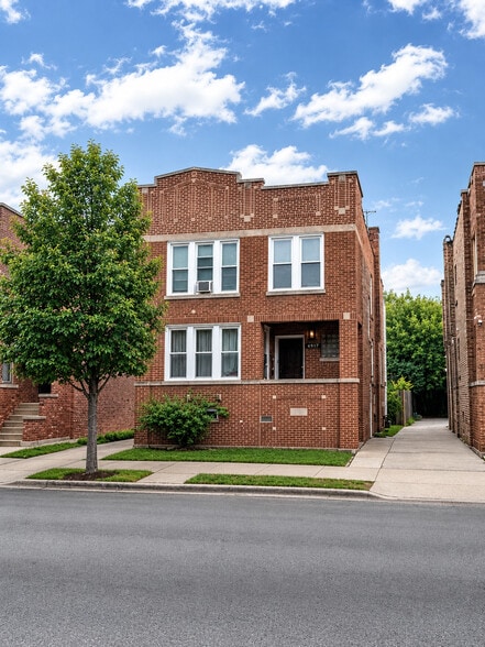 4917 W. Addison, Chicago, IL for sale - Primary Photo - Image 1 of 5