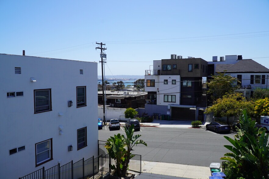 2127 Front St, San Diego, CA à vendre - Photo du bâtiment - Image 3 de 8