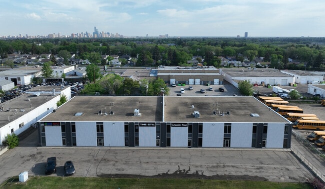 More details for 9408-9410 62nd Ave NW, Edmonton, AB - Flex for Lease