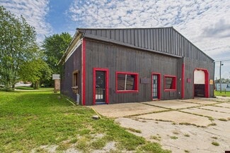 Plus de détails pour 208 N 1st St, Flippin, AR - Commerce de détail à vendre