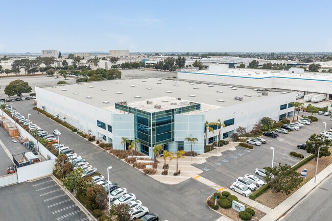 Plus de détails pour 14801 Able Ln, Huntington Beach, CA - Industriel à louer