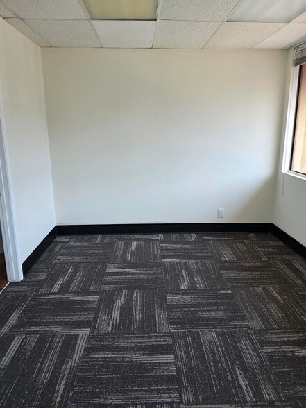 17871 Santiago Blvd, Orange, CA for lease - Building Photo - Image 3 of 14