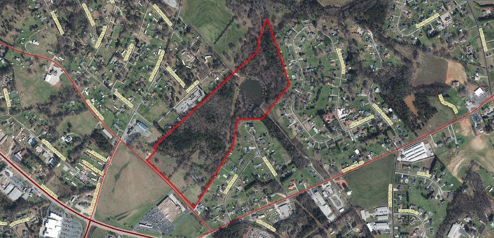 144 Old Asbury Rd, Anderson, SC à vendre - Photo du bâtiment - Image 3 de 12