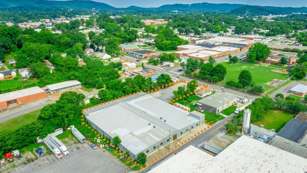 406 4th Ave, Dalton, GA for sale - Building Photo - Image 1 of 27