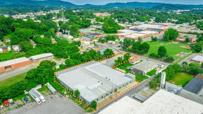 More details for 406 4th Ave, Dalton, GA - Industrial for Sale