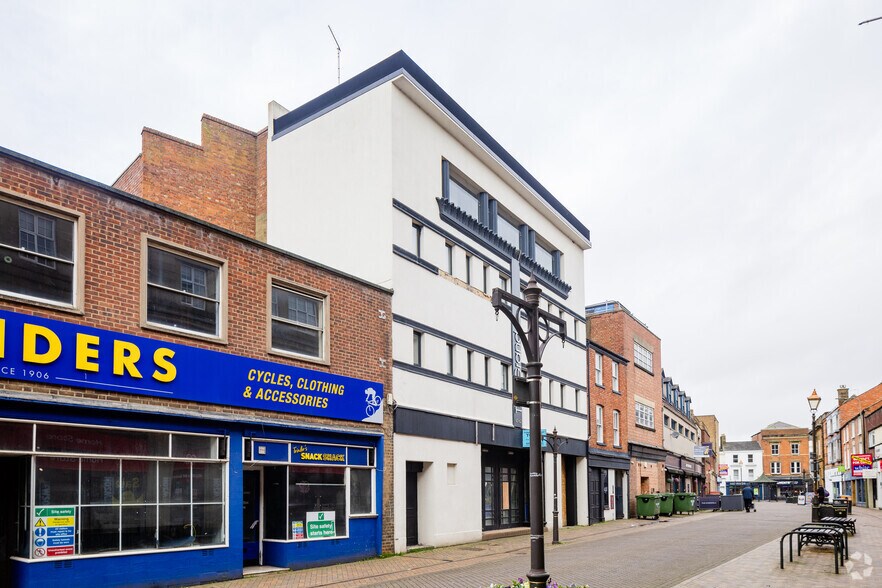 60-62 Broad St, Banbury for lease - Building Photo - Image 2 of 2
