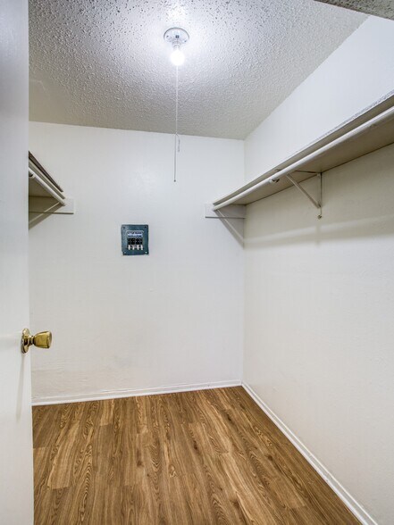 5111 Interstate 35 N, Waco, TX à vendre - Photo intérieure - Image 3 de 38