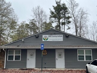 More details for 4 Forest Cir, Newnan, GA - Retail for Sale