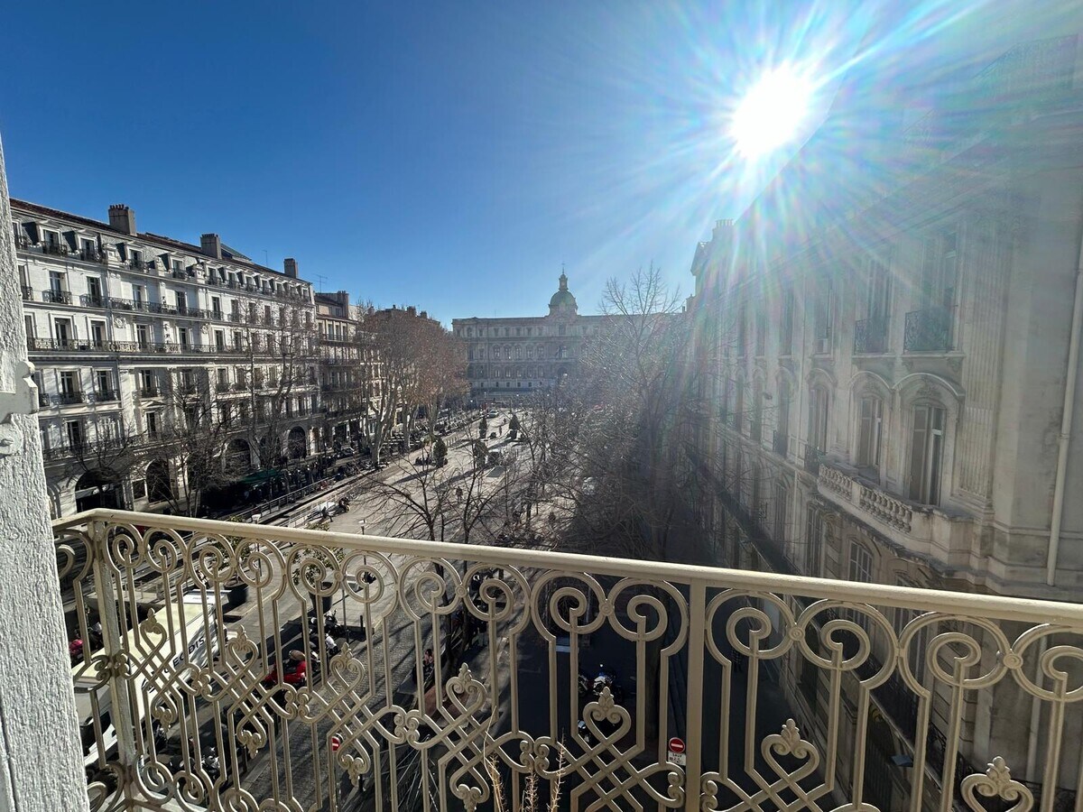 20 Rue Montgrand, Marseille, BDR 13006 - - - Interior Photo - Image 1 of 7