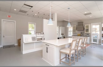 12 Celadon Dr, Beaufort, SC for lease Interior Photo- Image 2 of 5