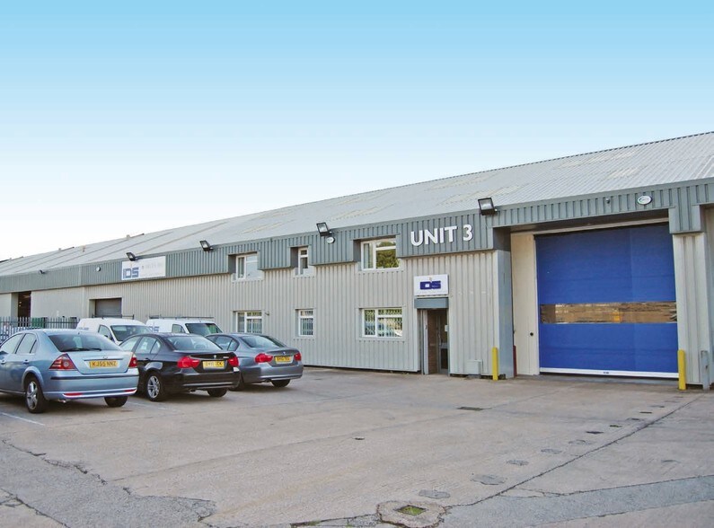 Tenax Rd, Manchester à louer - Photo du bâtiment - Image 2 de 3