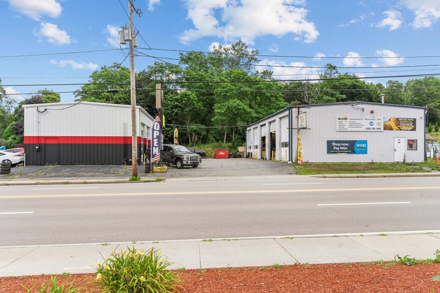 Washington Street Auto Center portfolio of 2 properties for sale on LoopNet.ca - Building Photo - Image 3 of 10