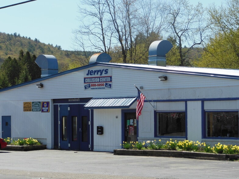 61 Sullivan St, Wurtsboro, NY for sale - Building Photo - Image 2 of 28