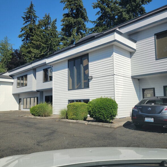 201 160th St S, Spanaway, WA à louer - Photo du bâtiment - Image 3 de 10