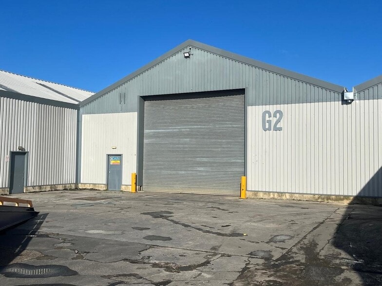 428 Parsonage Rd, Swindon for lease - Building Photo - Image 2 of 4