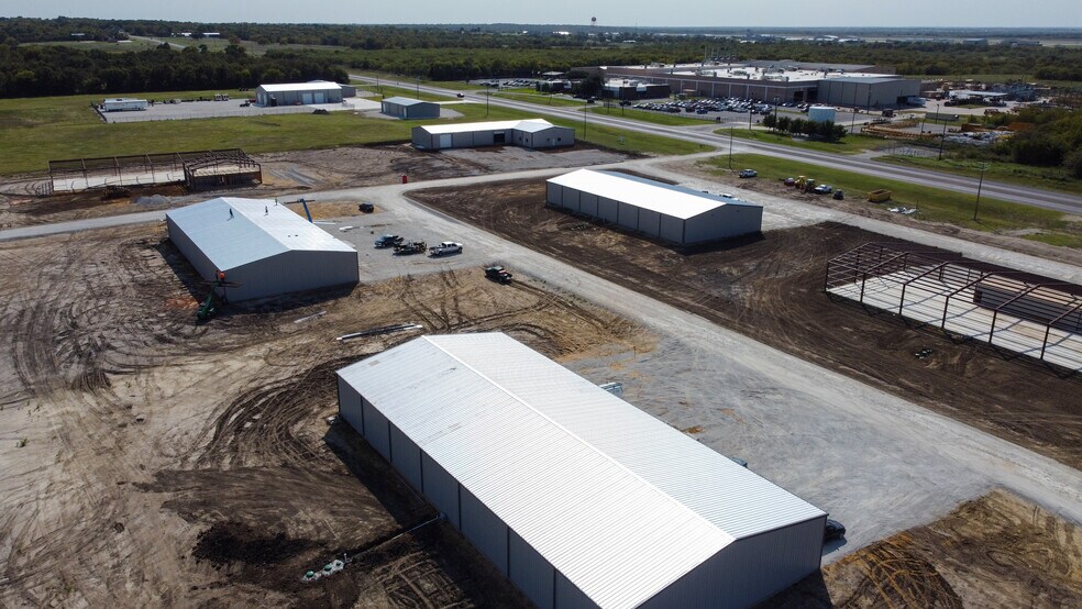 Fm 1417, Denison, TX à louer - Photo du bâtiment - Image 2 de 4