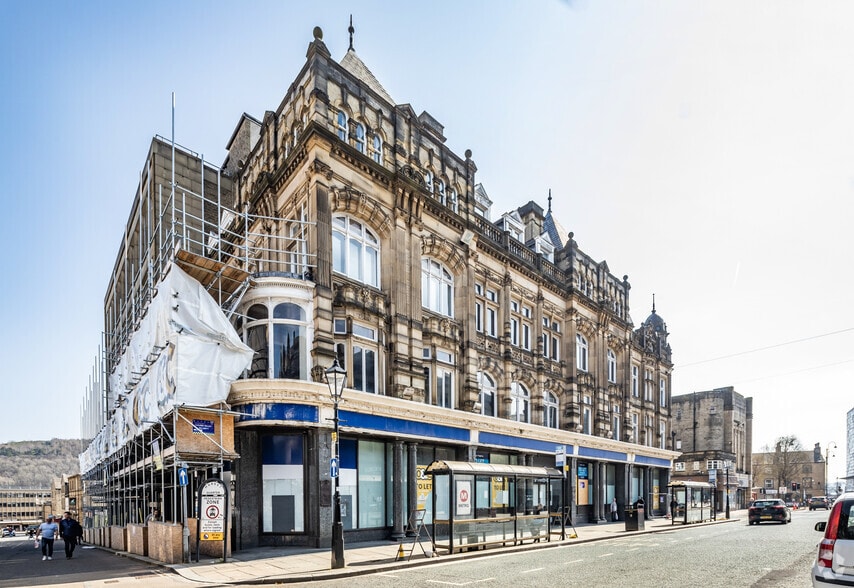 34-40 Commercial St, Halifax for lease - Building Photo - Image 3 of 4