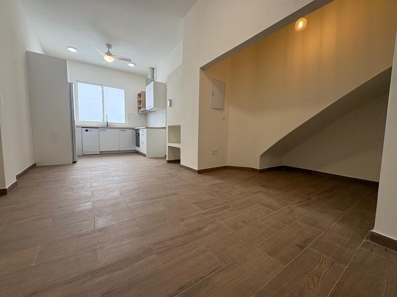 Multifamily in Benaguasil, Valencia for sale - Building Photo - Image 2 of 43