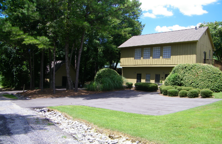 2473 Valleydale Rd, Birmingham, AL for lease - Building Photo - Image 1 of 3