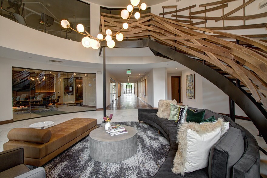 1520 Mockingbird Ln, Charlotte, NC à louer - Photo intérieure - Image 2 de 28