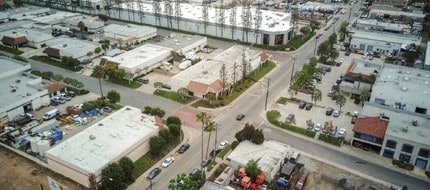 400 Commercial Way, La Habra, CA - Aérien  Vue de la carte - Image1