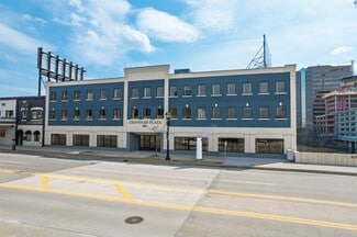 Plus de détails pour 300 E Michigan Ave, Lansing, MI - Bureau à louer