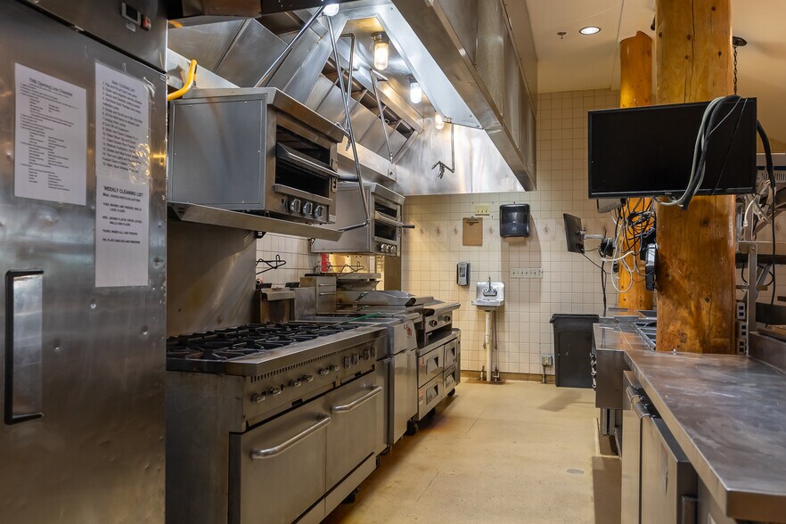 78491 US Highway 40, Winter Park, CO à vendre - Photo du bâtiment - Image 2 de 10